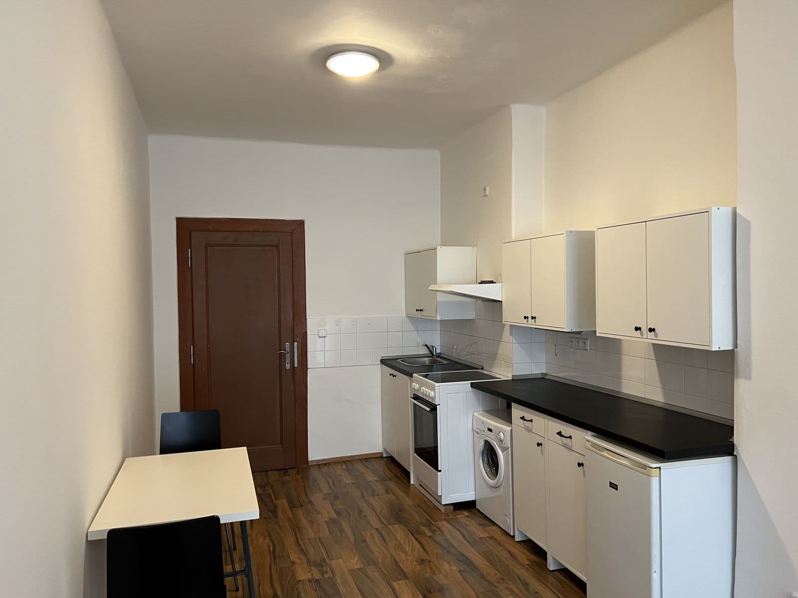 Prenájom bytu 1-izbový 37 m², Kovářská, Praha, Praha Prenájom bytu 1-izbový 37 m², Kovářská, Praha, Praha