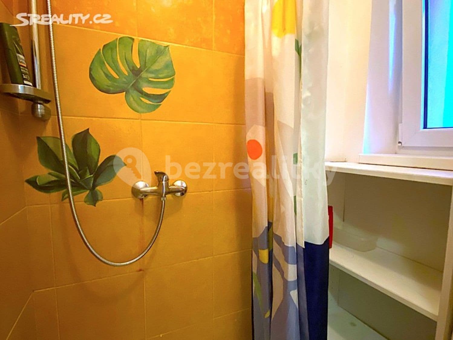 Prenájom bytu 1-izbový 28 m², Na Dolinách, Praha, Praha Prenájom bytu 1-izbový 28 m², Na Dolinách, Praha, Praha