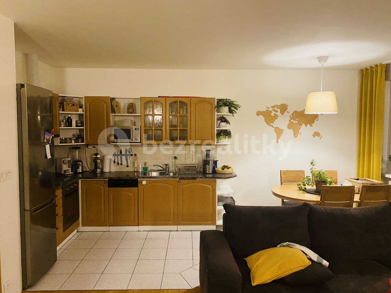 Prenájom bytu 3-izbový 63 m², Na Kavčí skále, Říčany, Středočeský kraj Prenájom bytu 3-izbový 63 m², Na Kavčí skále, Říčany, Středočeský kraj