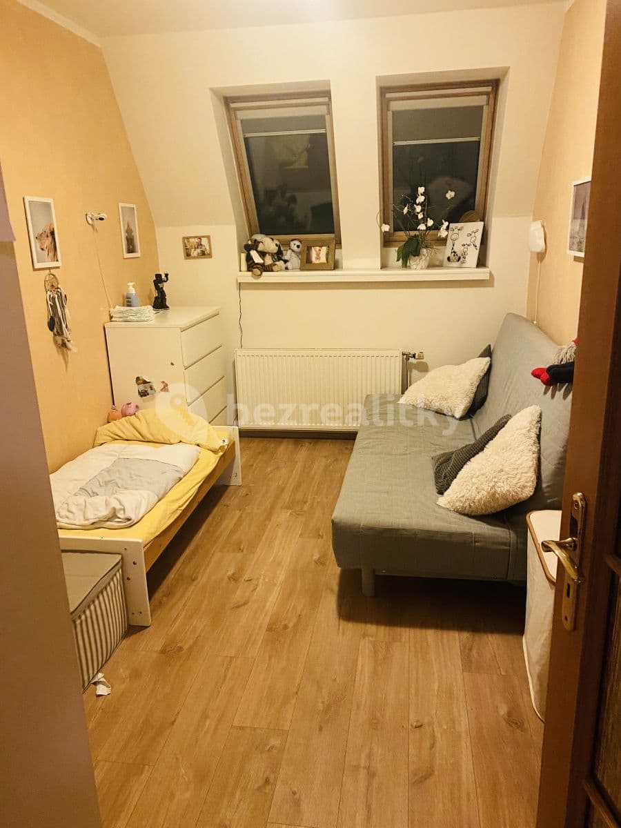 Prenájom bytu 3-izbový 63 m², Na Kavčí skále, Říčany, Středočeský kraj Prenájom bytu 3-izbový 63 m², Na Kavčí skále, Říčany, Středočeský kraj