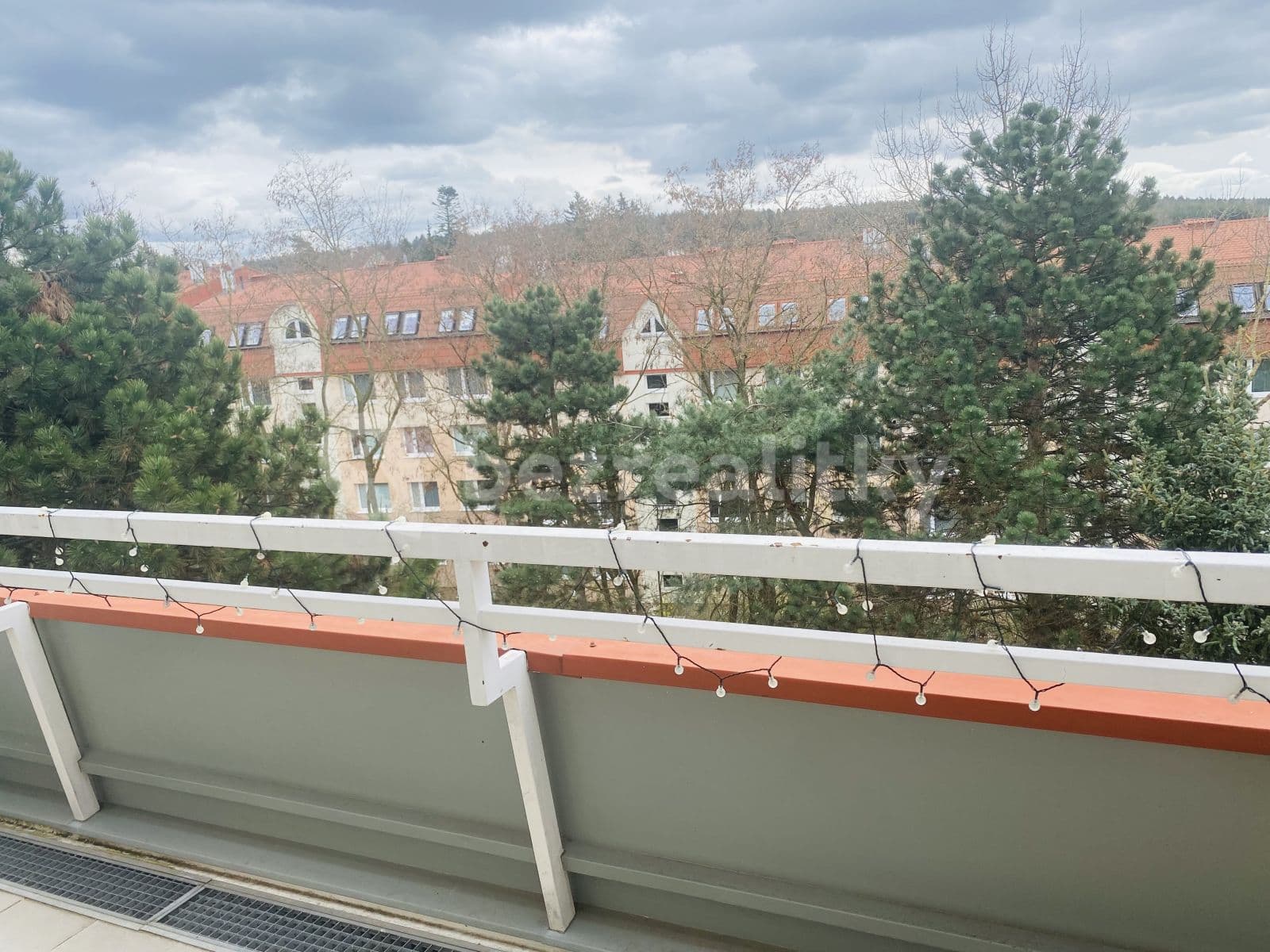 Prenájom bytu 3-izbový 63 m², Na Kavčí skále, Říčany, Středočeský kraj Prenájom bytu 3-izbový 63 m², Na Kavčí skále, Říčany, Středočeský kraj