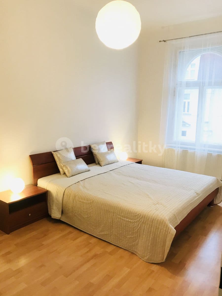 Prenájom bytu 3-izbový 75 m², Budečská, Praha, Praha Prenájom bytu 3-izbový 75 m², Budečská, Praha, Praha