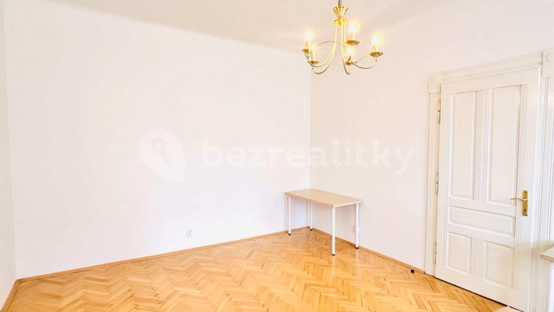 Prenájom bytu 3-izbový 75 m², Budečská, Praha, Praha Prenájom bytu 3-izbový 75 m², Budečská, Praha, Praha