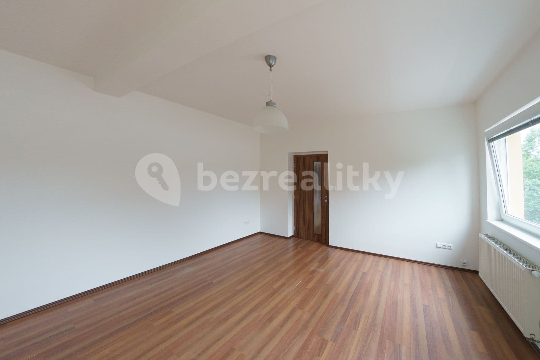 Prenájom bytu 3-izbový 80 m², Vysočanská, Praha, Praha Prenájom bytu 3-izbový 80 m², Vysočanská, Praha, Praha