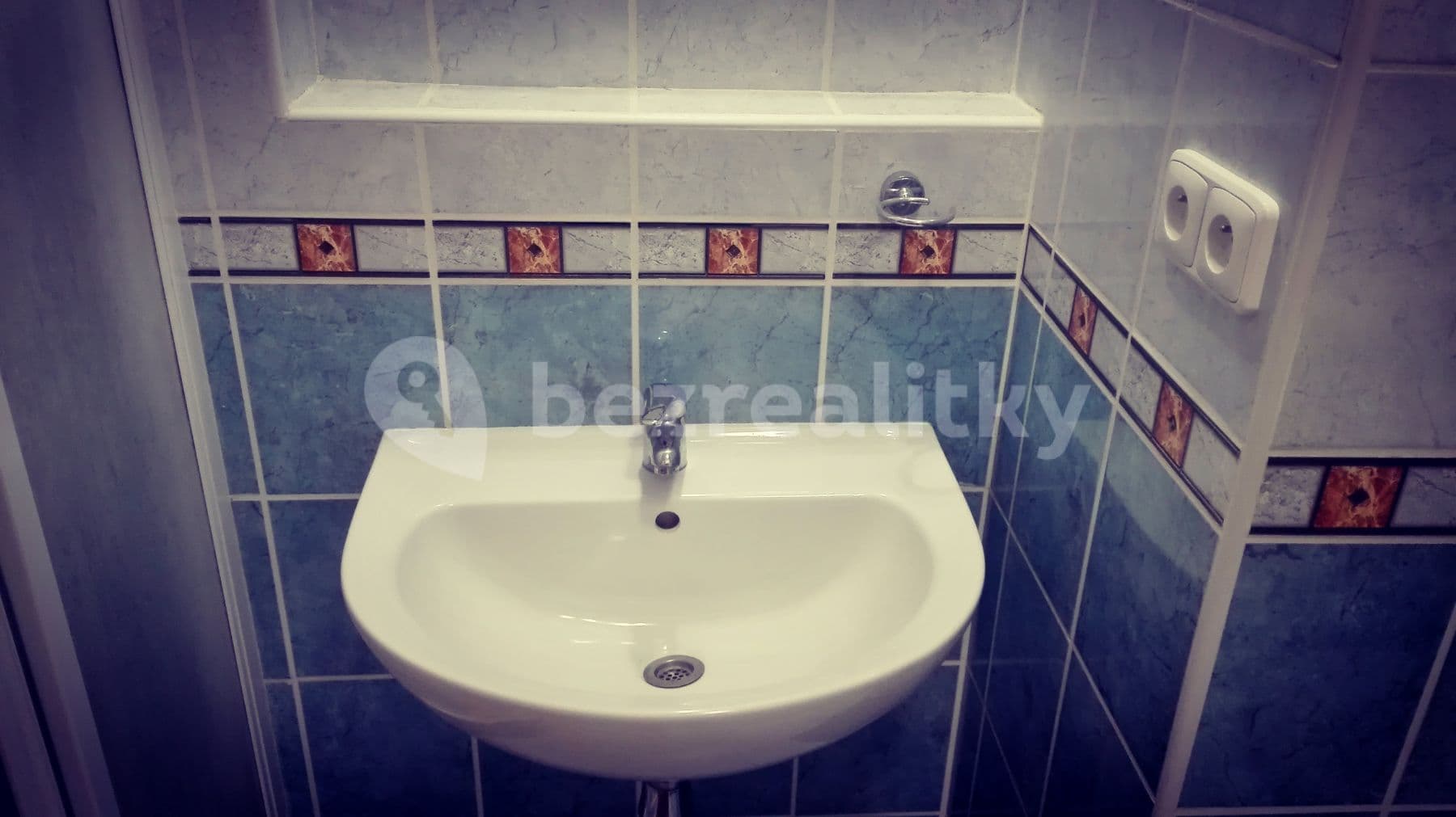 Prenájom bytu 1-izbový 30 m², Na Honech I, Zlín, Zlínský kraj Prenájom bytu 1-izbový 30 m², Na Honech I, Zlín, Zlínský kraj