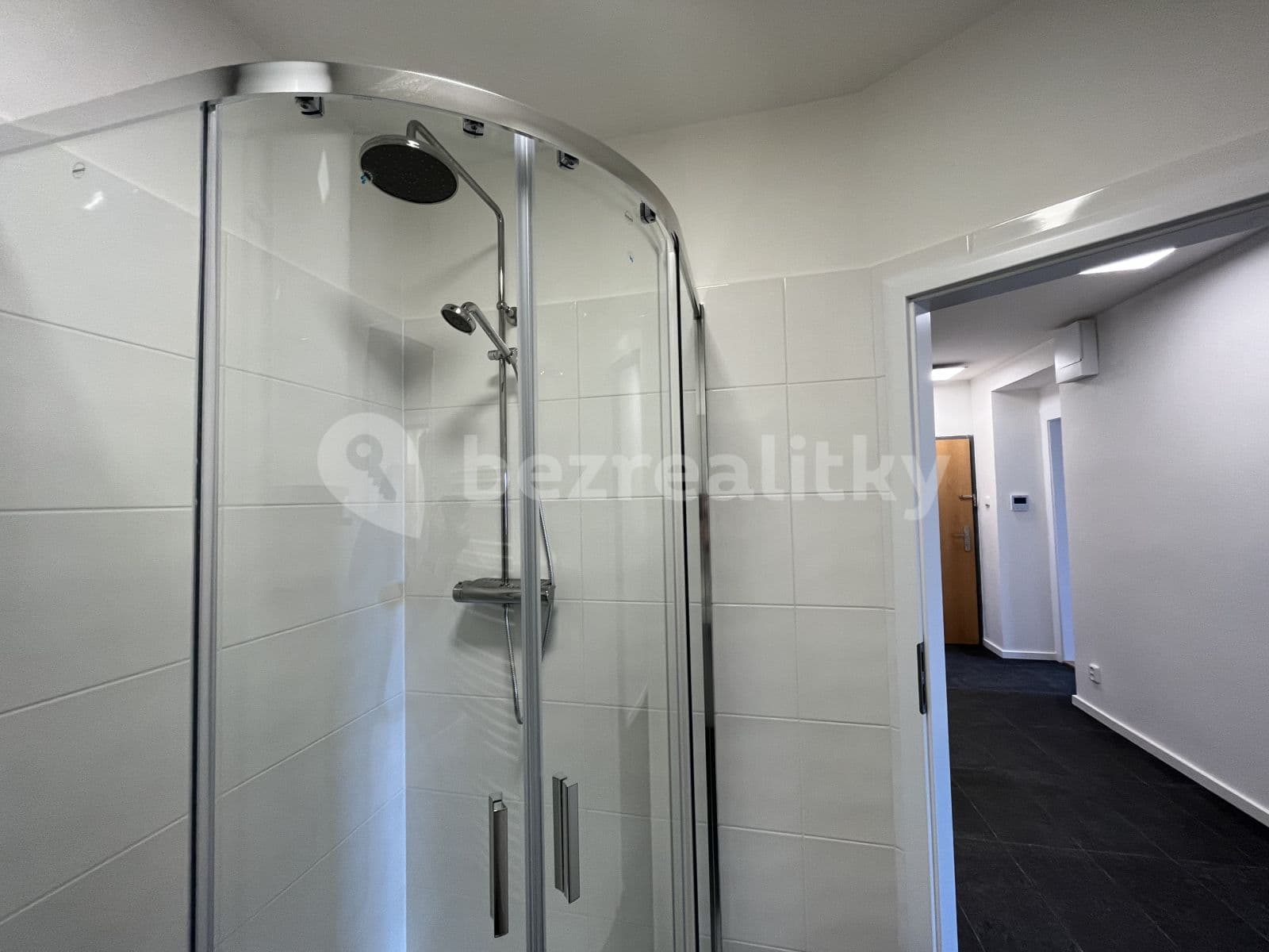 Prenájom bytu 2-izbový 53 m², Velehradská, Praha, Praha Prenájom bytu 2-izbový 53 m², Velehradská, Praha, Praha