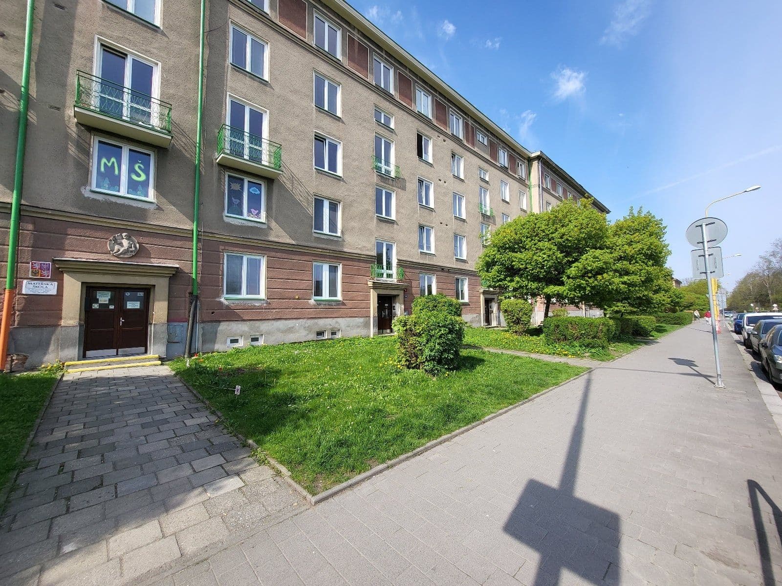 Prenájom bytu 4-izbový 94 m², U Stromovky, Havířov, Moravskoslezský kraj Prenájom bytu 4-izbový 94 m², U Stromovky, Havířov, Moravskoslezský kraj