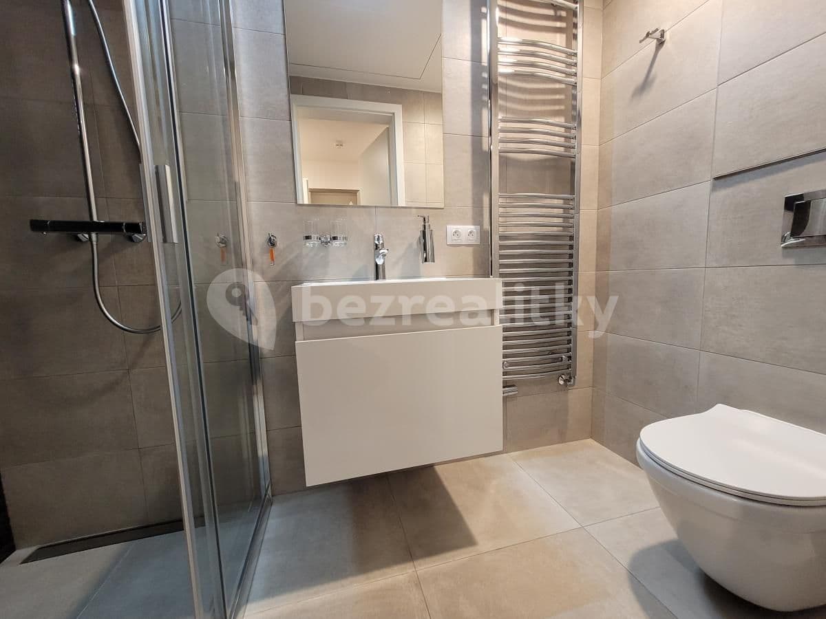 Prenájom bytu 1-izbový 26 m², Mukařovského, Praha, Praha Prenájom bytu 1-izbový 26 m², Mukařovského, Praha, Praha