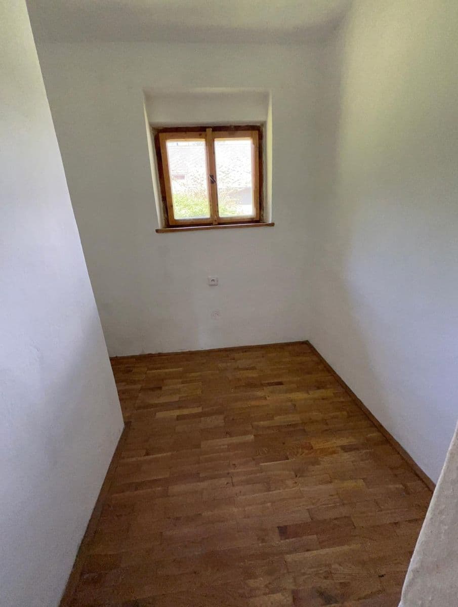 Predaj rekreačného objektu 72 m², pozemek 590 m², Slapy, Středočeský kraj Predaj rekreačného objektu 72 m², pozemek 590 m², Slapy, Středočeský kraj