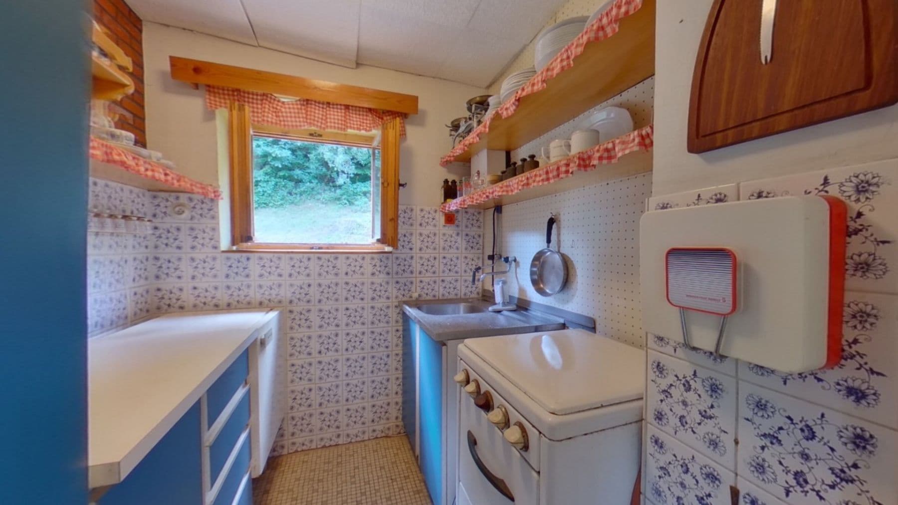 Predaj rekreačného objektu 72 m², pozemek 590 m², Slapy, Středočeský kraj Predaj rekreačného objektu 72 m², pozemek 590 m², Slapy, Středočeský kraj