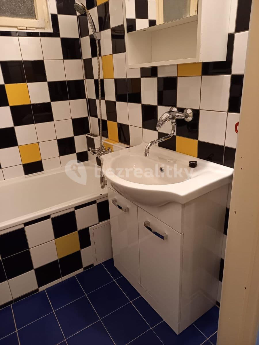 Prenájom bytu 2-izbový 57 m², Marie Cibulkové, Praha, Praha Prenájom bytu 2-izbový 57 m², Marie Cibulkové, Praha, Praha