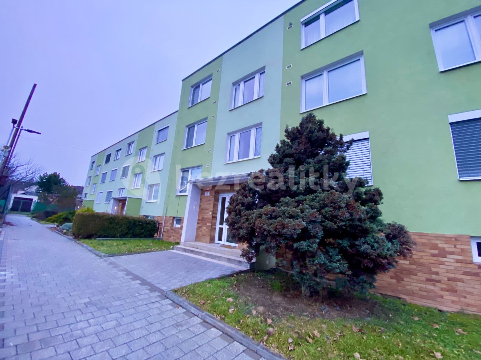 Prenájom bytu 3-izbový 65 m², Branky, Ostopovice, Jihomoravský kraj Prenájom bytu 3-izbový 65 m², Branky, Ostopovice, Jihomoravský kraj