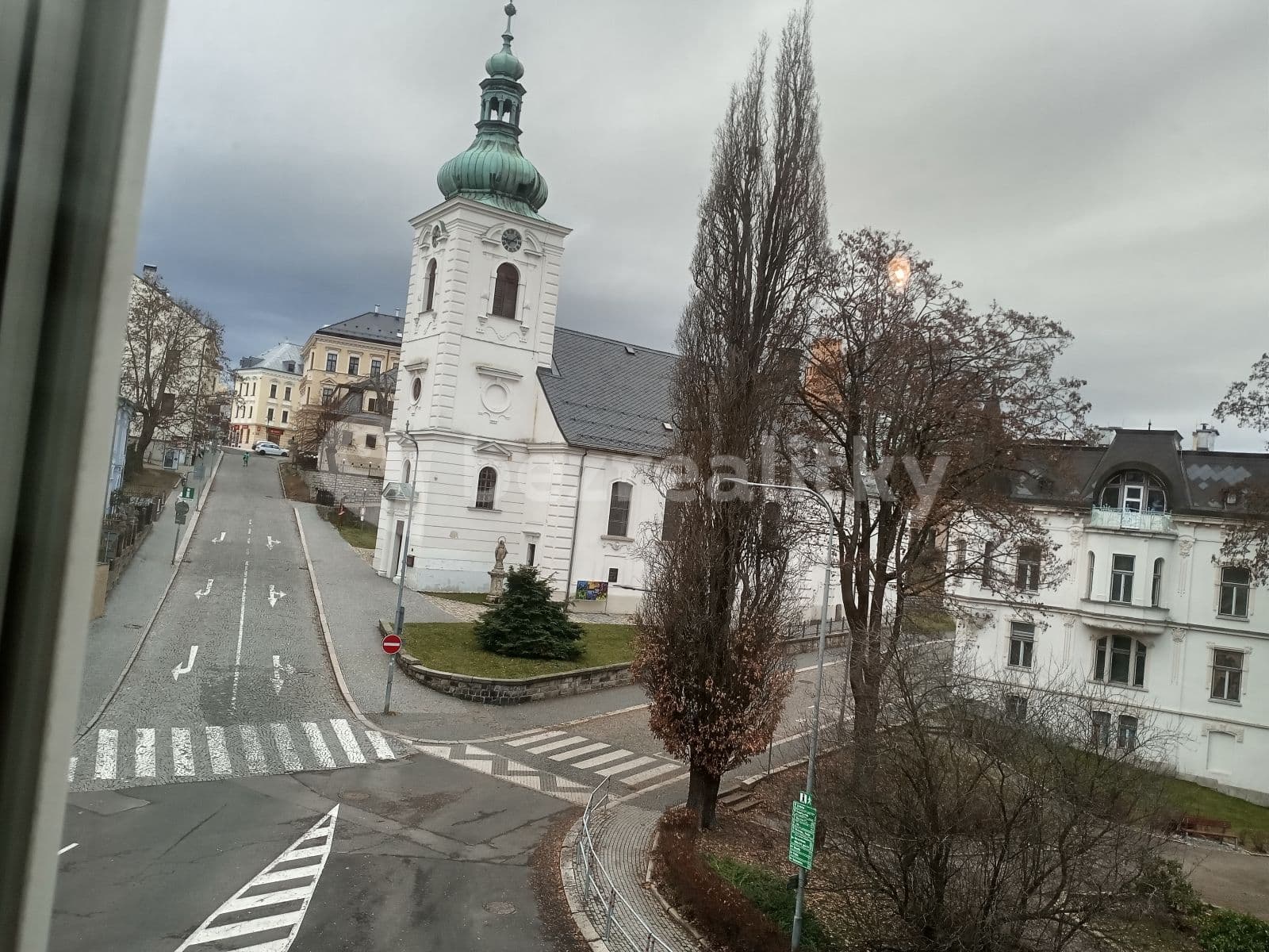 Prenájom bytu 1-izbový 21 m², Anenské náměstí, Jablonec nad Nisou, Liberecký kraj Prenájom bytu 1-izbový 21 m², Anenské náměstí, Jablonec nad Nisou, Liberecký kraj