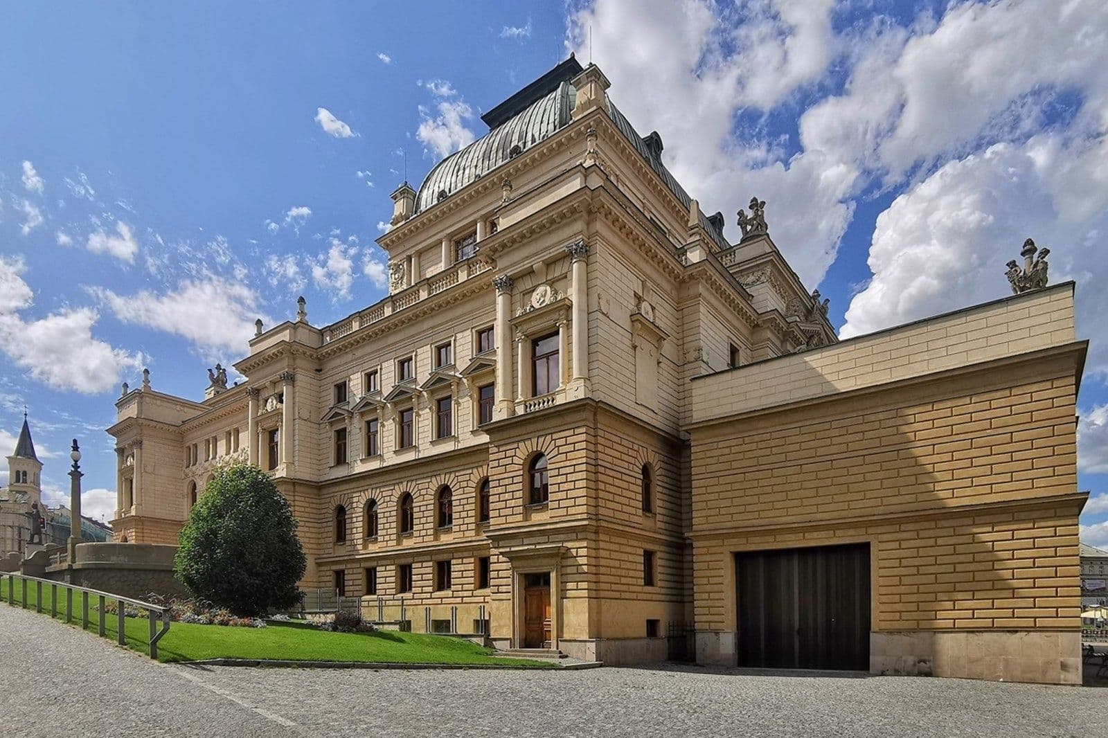 Prenájom bytu 2-izbový 45 m², Magisterská, Plzeň, Plzeňský kraj Prenájom bytu 2-izbový 45 m², Magisterská, Plzeň, Plzeňský kraj