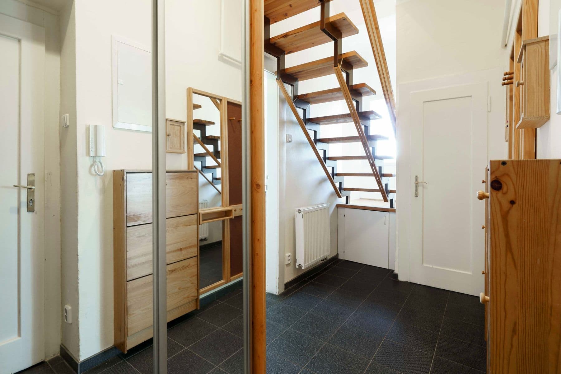 Predaj bytu 4-izbový 108 m², Na Farkáně Ⅲ, Praha, Praha Predaj bytu 4-izbový 108 m², Na Farkáně Ⅲ, Praha, Praha