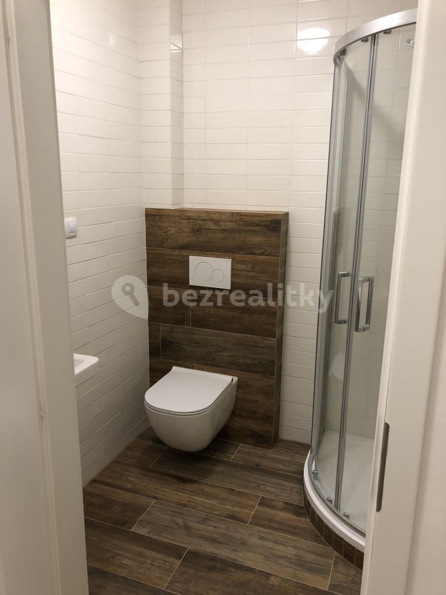 Prenájom bytu 2-izbový 44 m², Nová, Jihlava, Kraj Vysočina Prenájom bytu 2-izbový 44 m², Nová, Jihlava, Kraj Vysočina