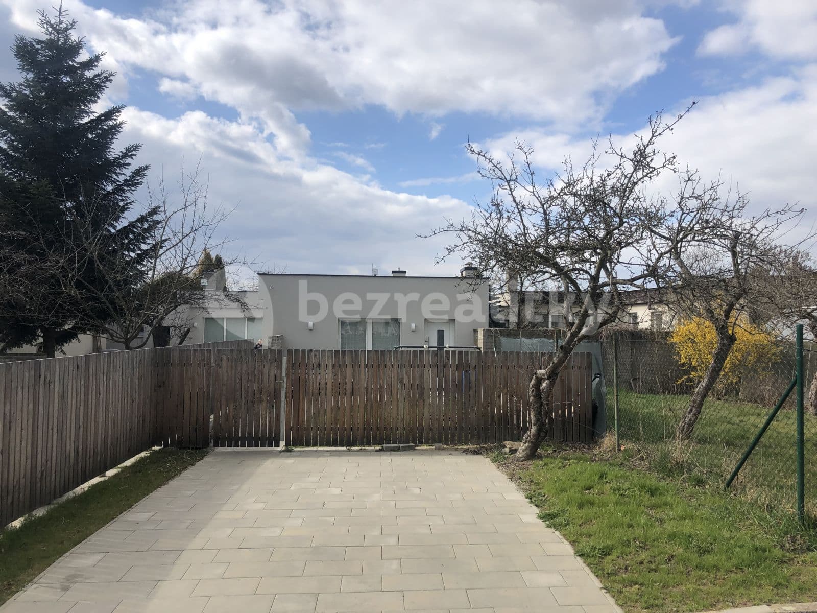 Prenájom bytu 2-izbový 44 m², Nová, Jihlava, Kraj Vysočina Prenájom bytu 2-izbový 44 m², Nová, Jihlava, Kraj Vysočina
