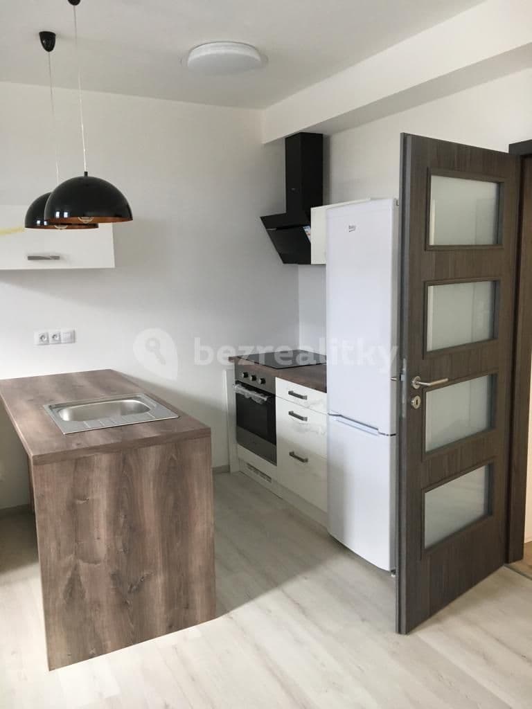 Prenájom bytu 1-izbový 37 m², U Velkého rybníka, Plzeň, Plzeňský kraj Prenájom bytu 1-izbový 37 m², U Velkého rybníka, Plzeň, Plzeňský kraj