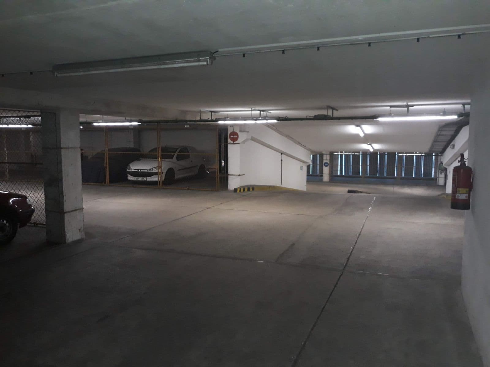 Prenájom garáže 15 m², Milevská, Praha, Praha Prenájom garáže 15 m², Milevská, Praha, Praha