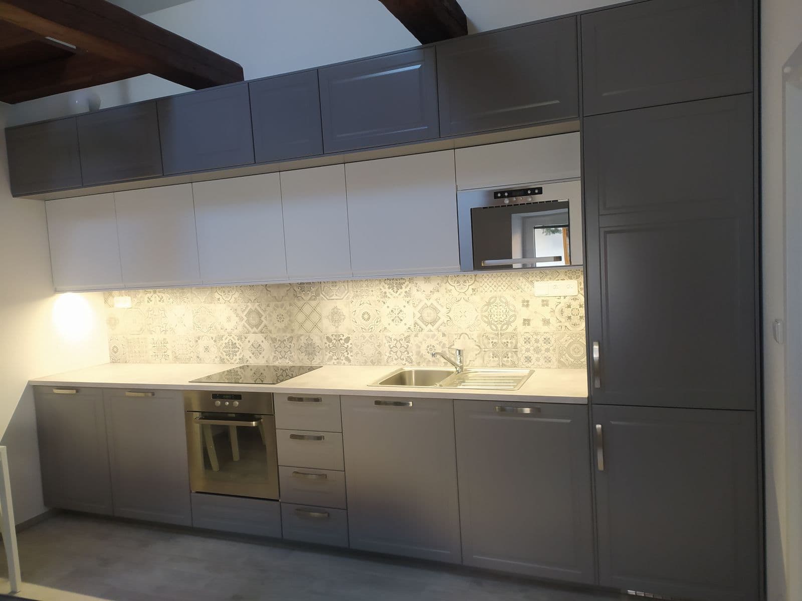 Prenájom bytu 2-izbový 46 m², Čisovická, Mníšek pod Brdy, Středočeský kraj Prenájom bytu 2-izbový 46 m², Čisovická, Mníšek pod Brdy, Středočeský kraj