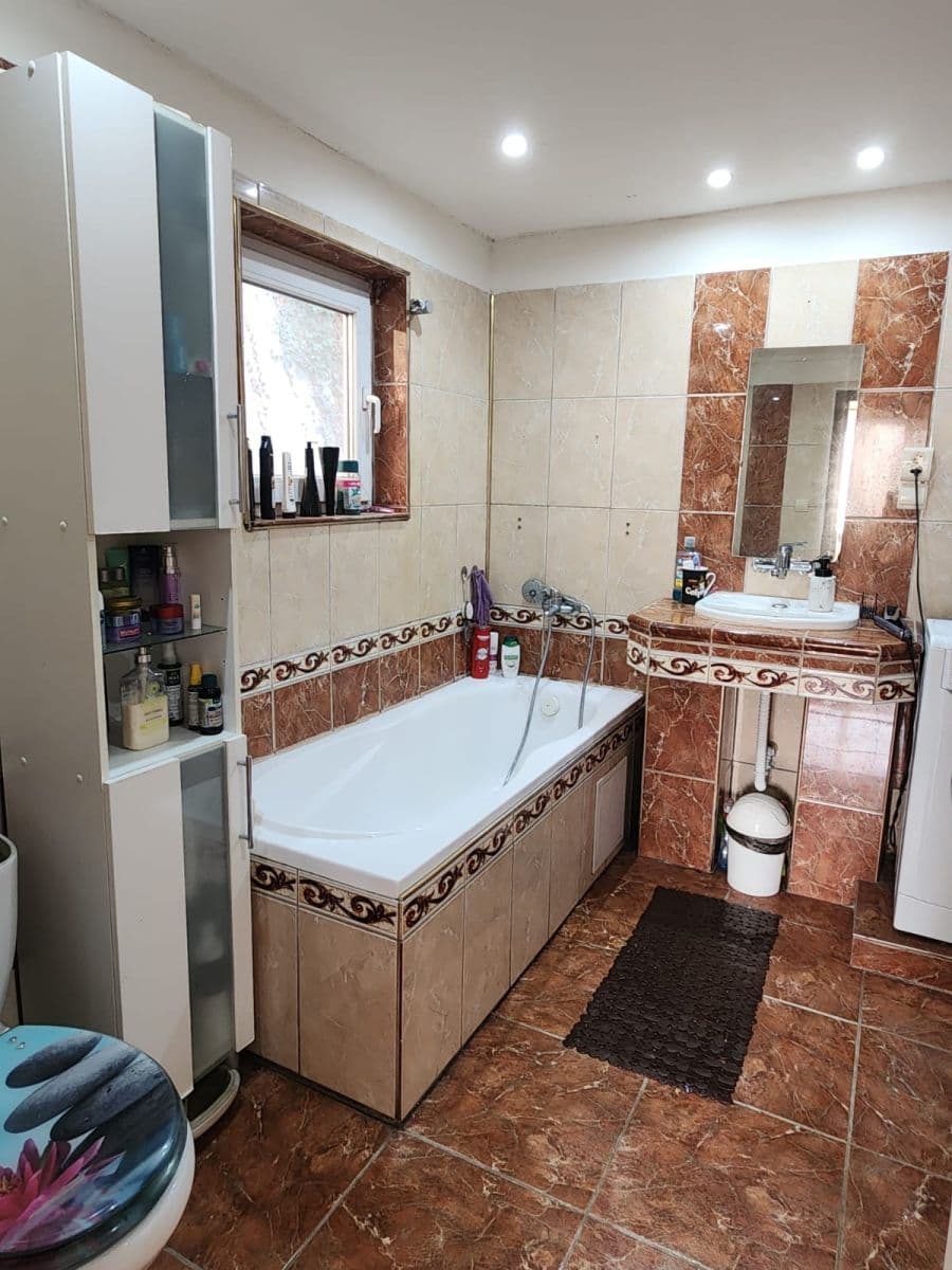 Prenájom domu 92 m², pozemok 243 m², Ďáblická, Praha, Praha Prenájom domu 92 m², pozemok 243 m², Ďáblická, Praha, Praha