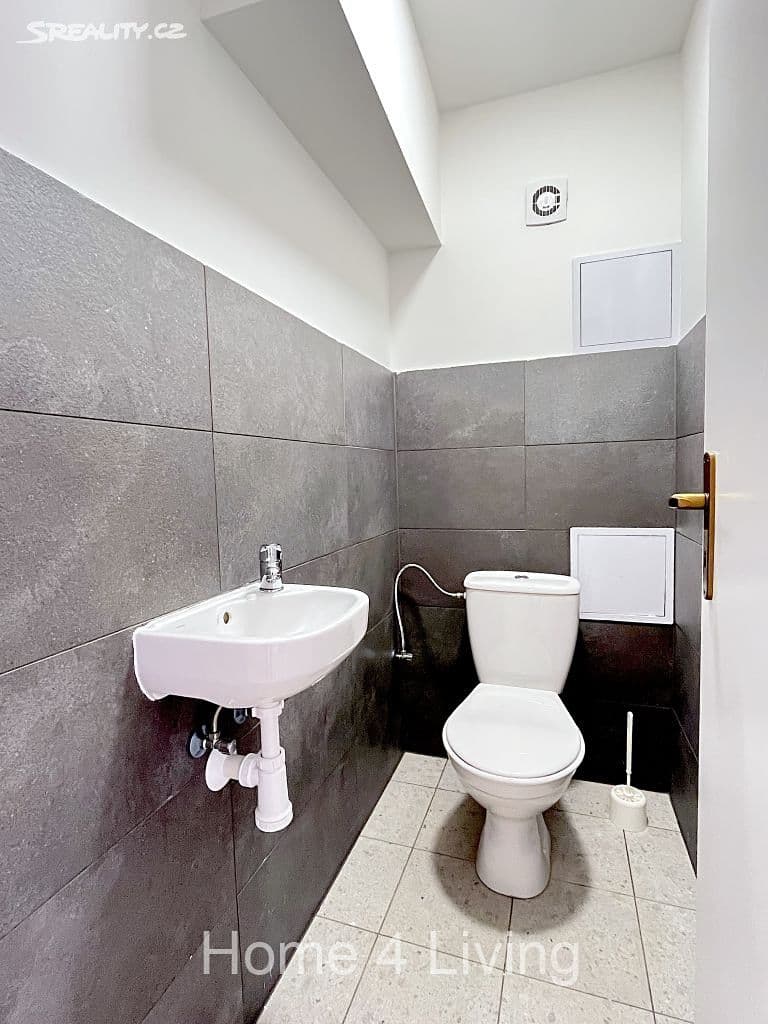 Prenájom bytu Garsoniéra 28 m², Obřanská, Brno, Jihomoravský kraj Prenájom bytu Garsoniéra 28 m², Obřanská, Brno, Jihomoravský kraj
