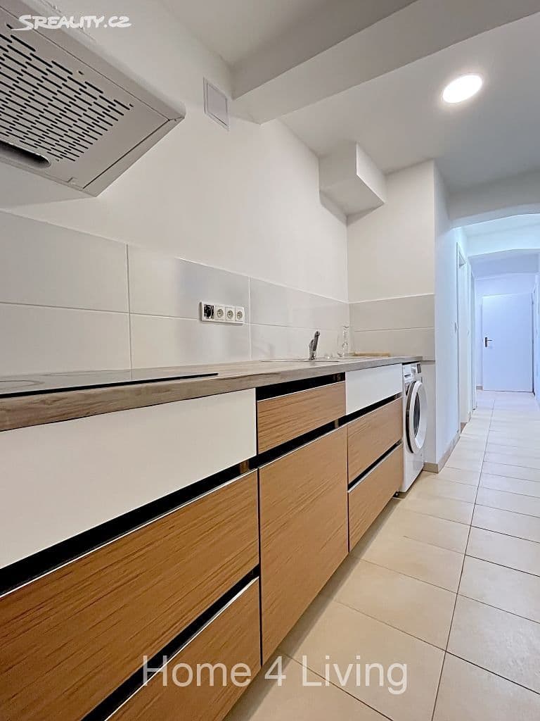 Prenájom bytu Garsoniéra 28 m², Obřanská, Brno, Jihomoravský kraj Prenájom bytu Garsoniéra 28 m², Obřanská, Brno, Jihomoravský kraj