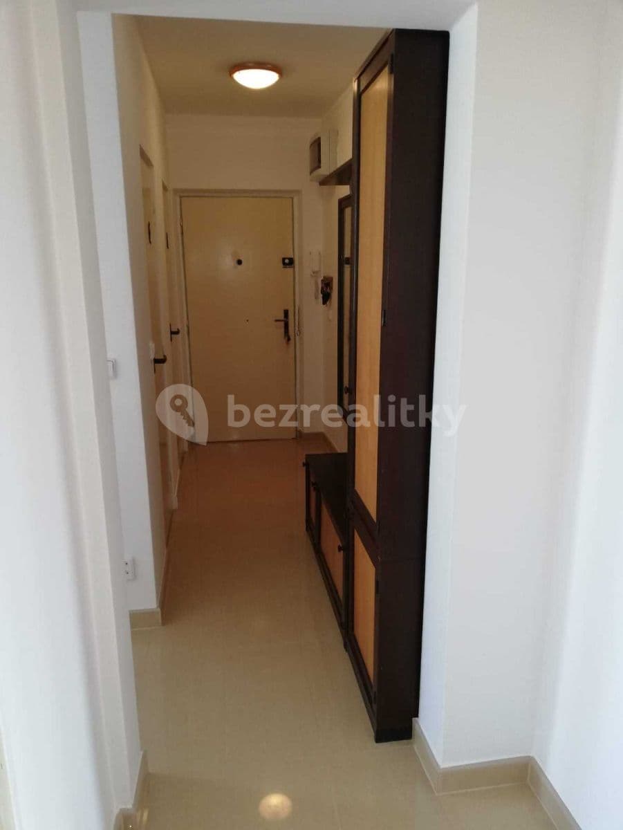Prenájom bytu 2-izbový 52 m², Chelčického, Zlín, Zlínský kraj Prenájom bytu 2-izbový 52 m², Chelčického, Zlín, Zlínský kraj