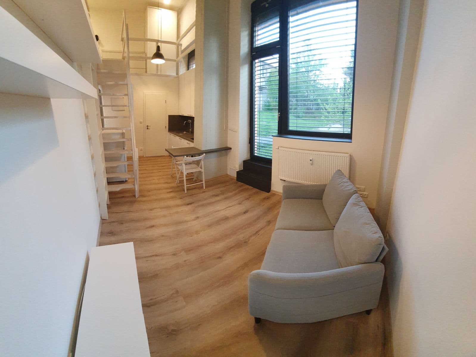 Prenájom bytu 1-izbový 38 m², Na Domovině, Praha, Praha Prenájom bytu 1-izbový 38 m², Na Domovině, Praha, Praha