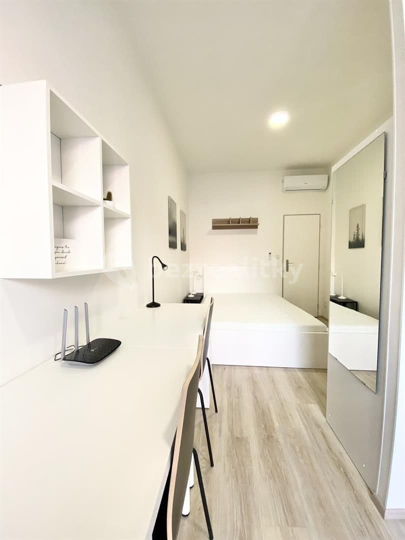 Prenájom bytu 1-izbový 19 m², Mendlovo náměstí, Brno, Jihomoravský kraj Prenájom bytu 1-izbový 19 m², Mendlovo náměstí, Brno, Jihomoravský kraj