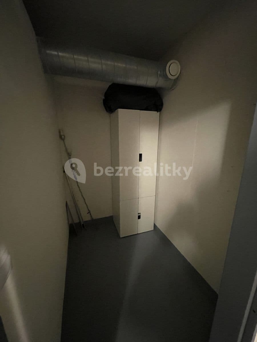 Predaj bytu 1-izbový 41 m², Kadečkové, Praha, Praha Predaj bytu 1-izbový 41 m², Kadečkové, Praha, Praha