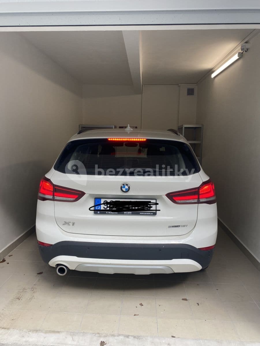 Prenájom garáže 15 m², Lublaňská, Praha, Praha Prenájom garáže 15 m², Lublaňská, Praha, Praha