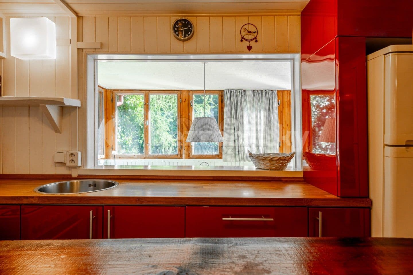 Predaj rekreačného objektu 30 m², pozemek 863 m², Chyňava, Středočeský kraj Predaj rekreačného objektu 30 m², pozemek 863 m², Chyňava, Středočeský kraj