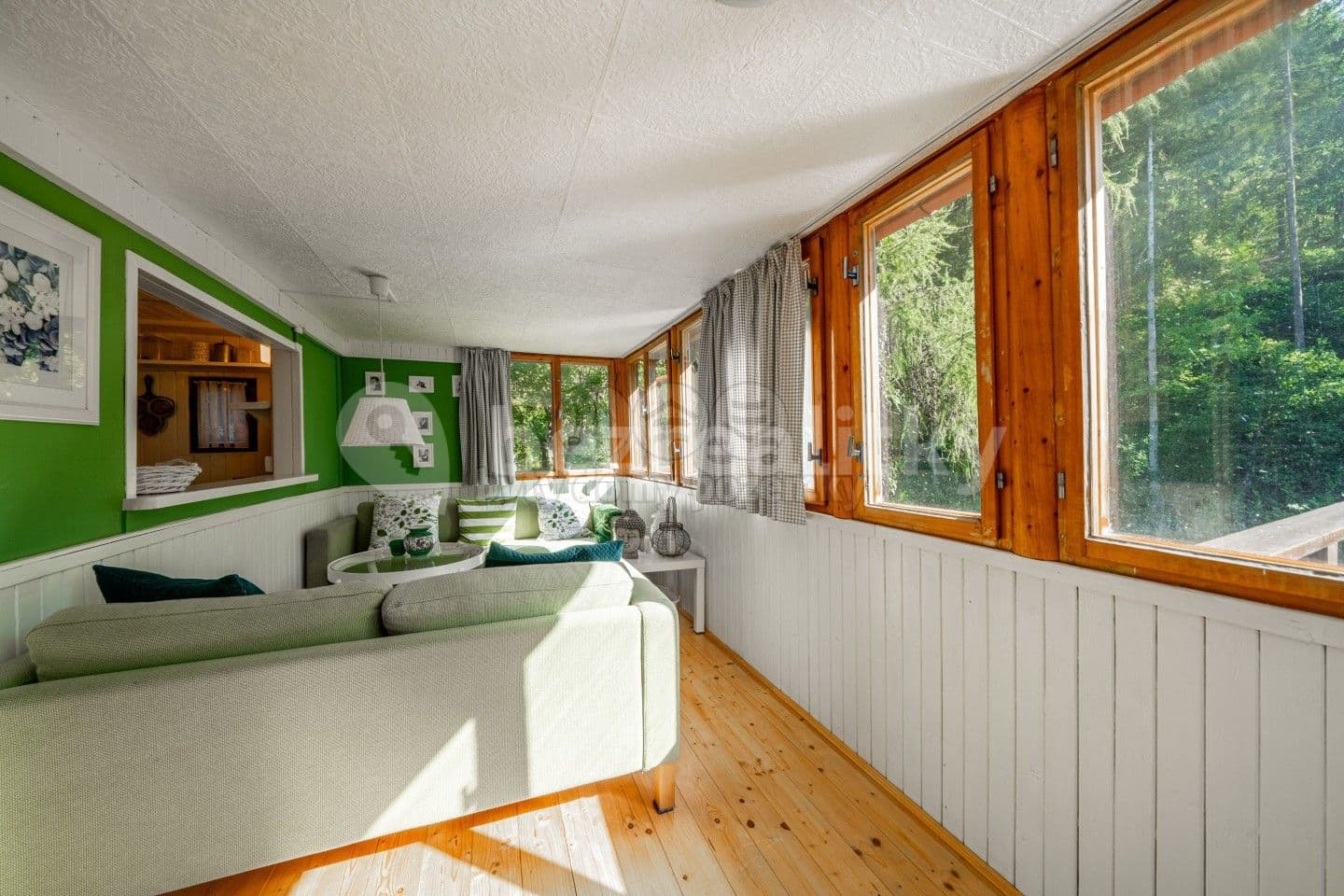 Predaj rekreačného objektu 30 m², pozemek 863 m², Chyňava, Středočeský kraj Predaj rekreačného objektu 30 m², pozemek 863 m², Chyňava, Středočeský kraj