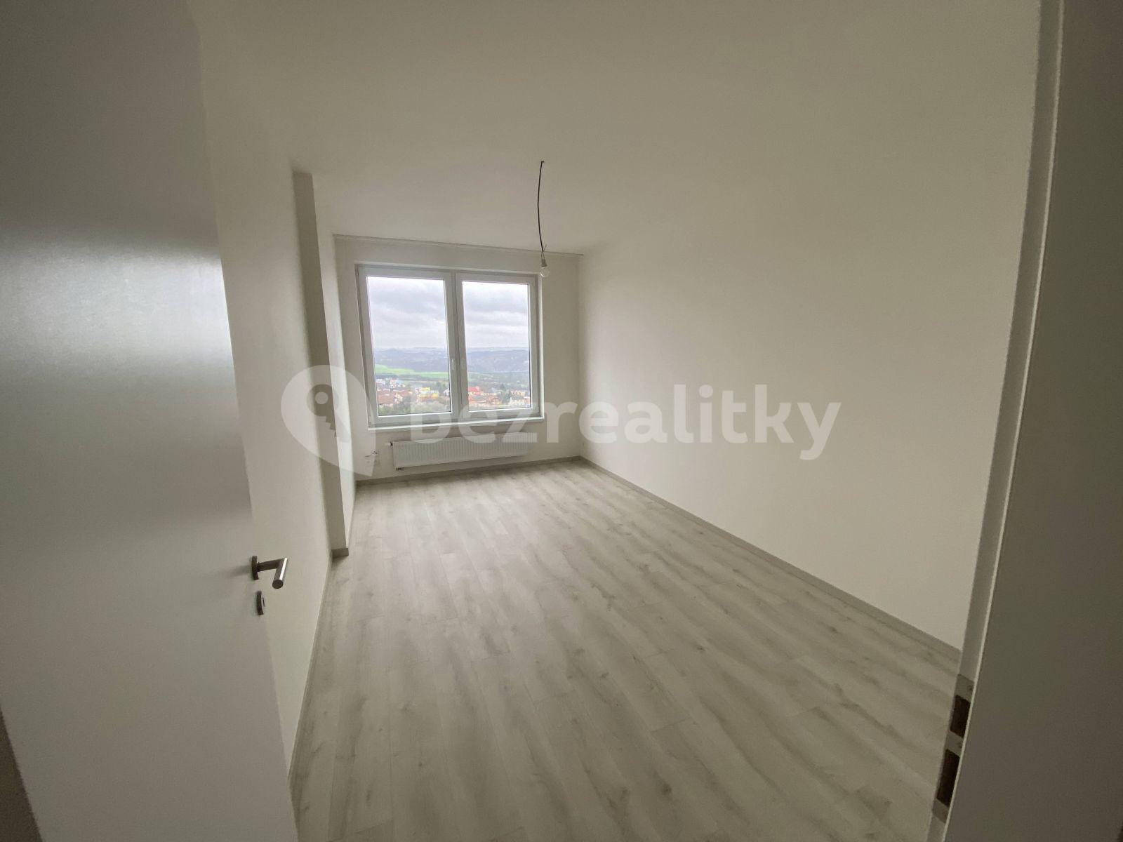 Prenájom bytu 4-izbový 98 m², Gollové, Praha, Praha