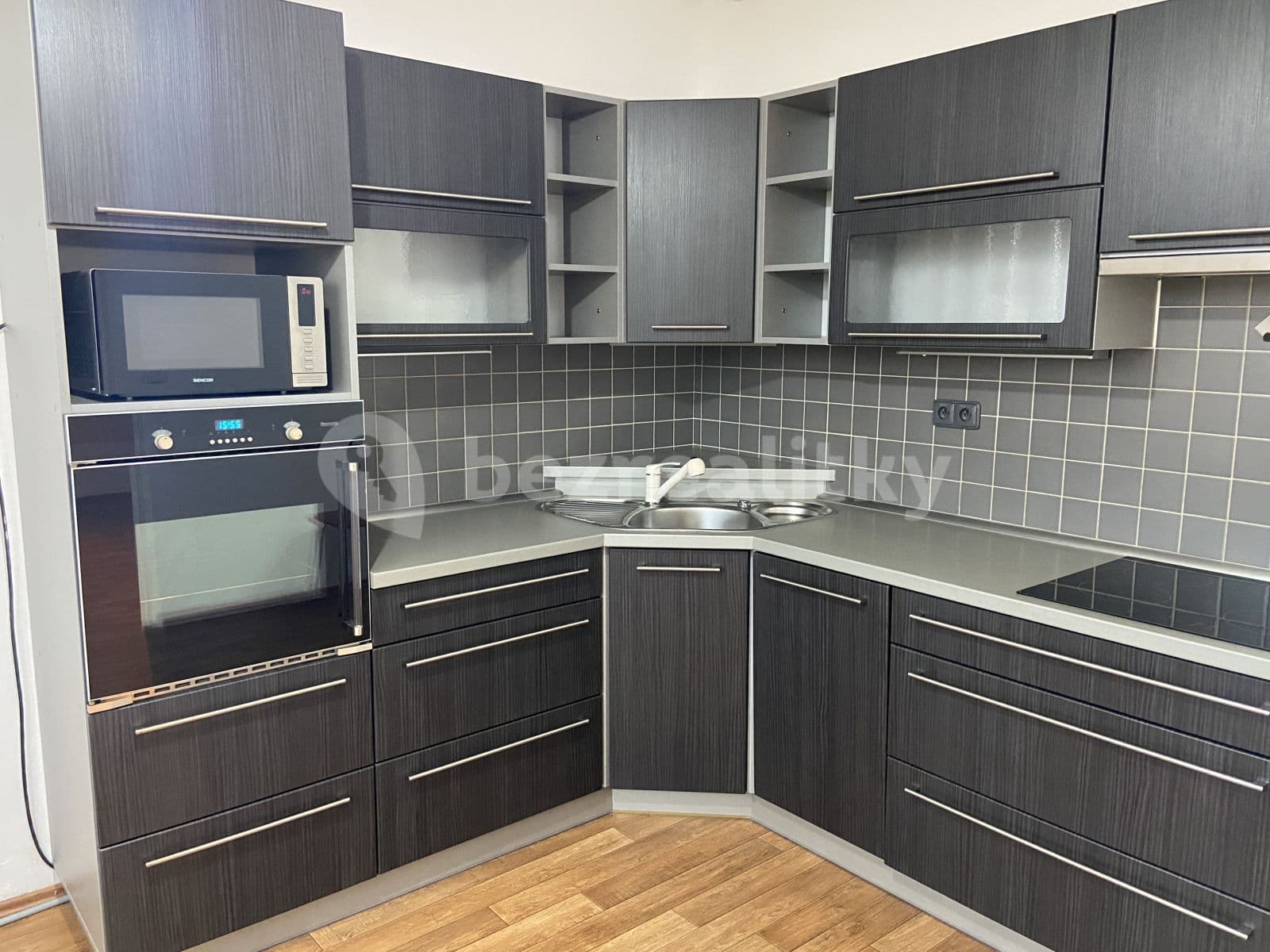 Prenájom bytu 1-izbový 36 m², Nová, Bohušovice nad Ohří, Ústecký kraj Prenájom bytu 1-izbový 36 m², Nová, Bohušovice nad Ohří, Ústecký kraj