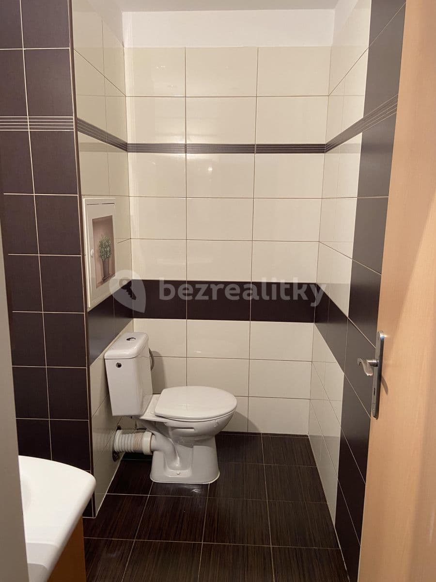 Prenájom bytu 1-izbový 36 m², Nová, Bohušovice nad Ohří, Ústecký kraj Prenájom bytu 1-izbový 36 m², Nová, Bohušovice nad Ohří, Ústecký kraj