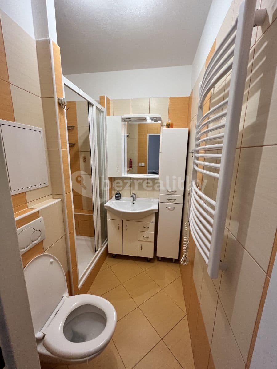 Prenájom bytu 2-izbový 60 m², sídliště Vajgar, Jindřichův Hradec, Jihočeský kraj Prenájom bytu 2-izbový 60 m², sídliště Vajgar, Jindřichův Hradec, Jihočeský kraj