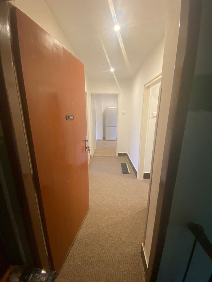 Prenájom bytu 2-izbový 67 m², Týnec nad Sázavou, Středočeský kraj Prenájom bytu 2-izbový 67 m², Týnec nad Sázavou, Středočeský kraj