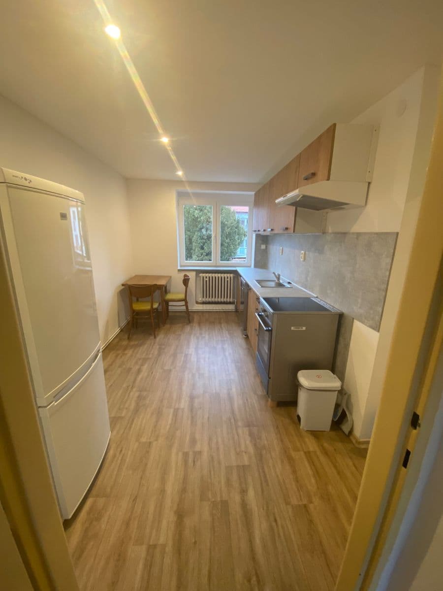 Prenájom bytu 2-izbový 67 m², Týnec nad Sázavou, Středočeský kraj Prenájom bytu 2-izbový 67 m², Týnec nad Sázavou, Středočeský kraj