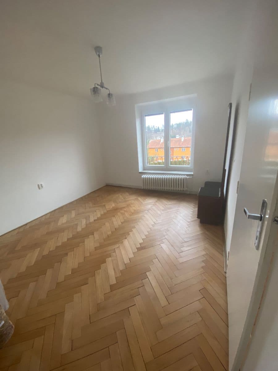 Prenájom bytu 2-izbový 67 m², Týnec nad Sázavou, Středočeský kraj Prenájom bytu 2-izbový 67 m², Týnec nad Sázavou, Středočeský kraj