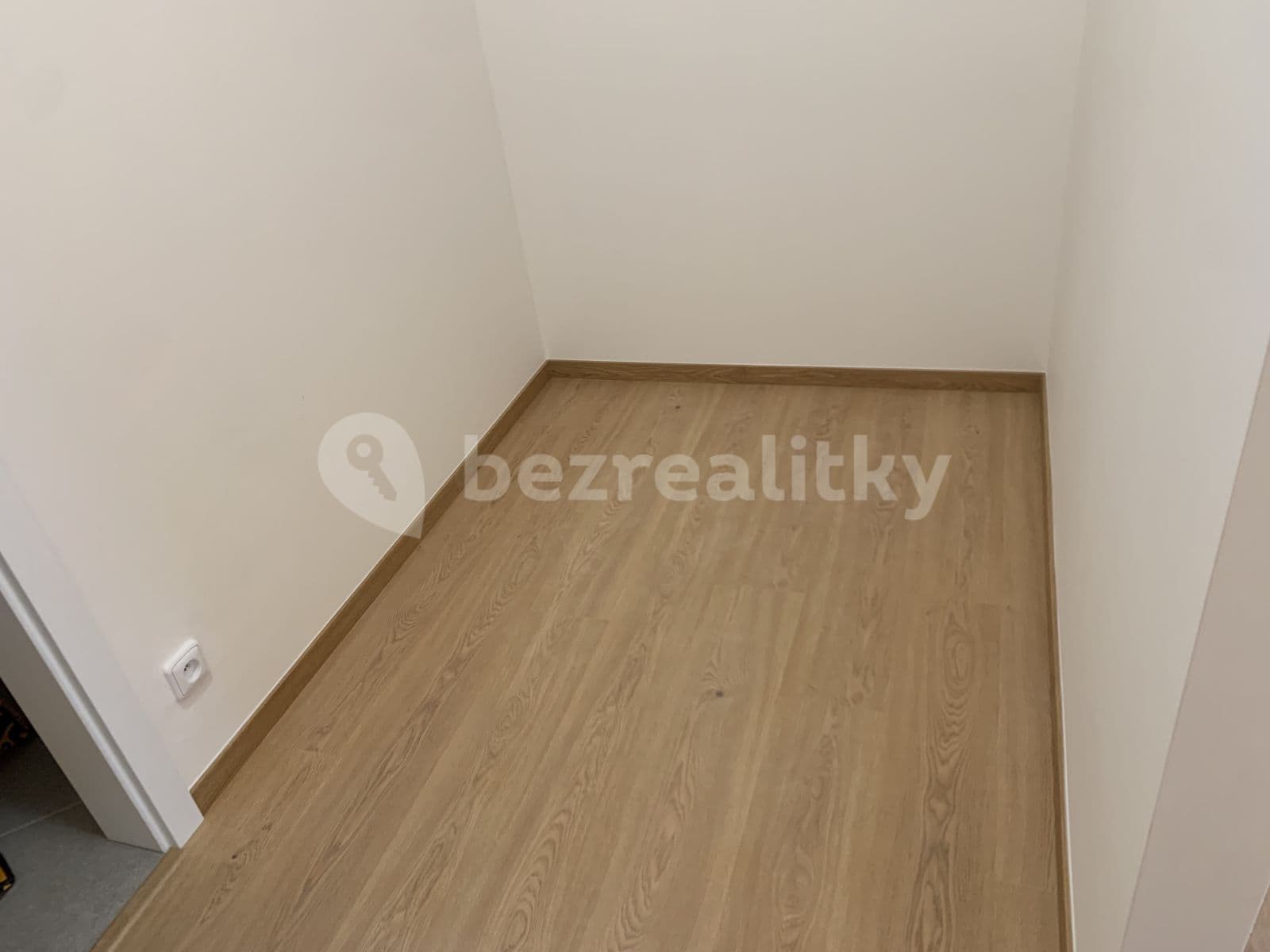 Prenájom bytu 2-izbový 54 m², Drnovská, Praha, Praha Prenájom bytu 2-izbový 54 m², Drnovská, Praha, Praha