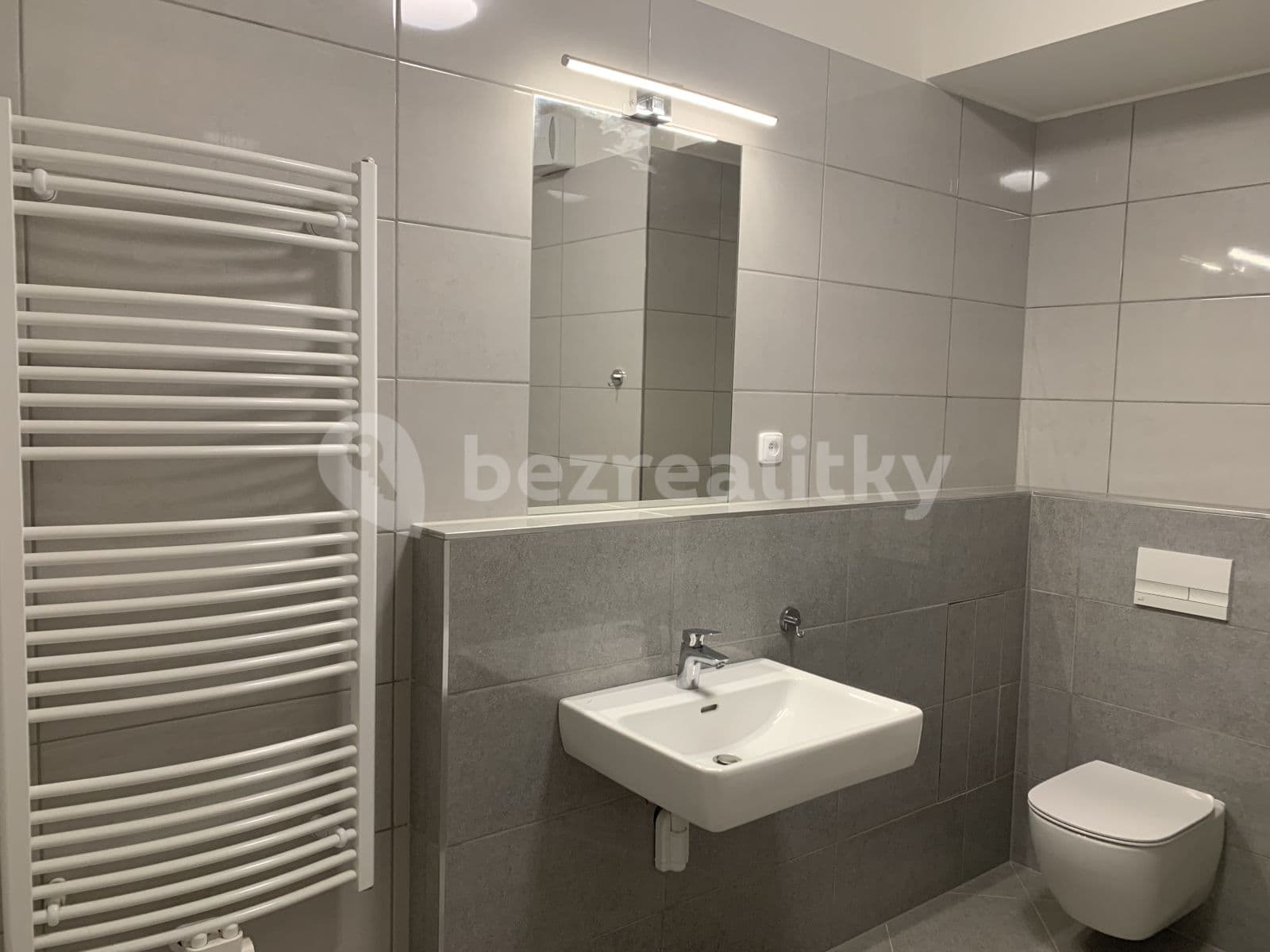 Prenájom bytu 2-izbový 54 m², Drnovská, Praha, Praha Prenájom bytu 2-izbový 54 m², Drnovská, Praha, Praha