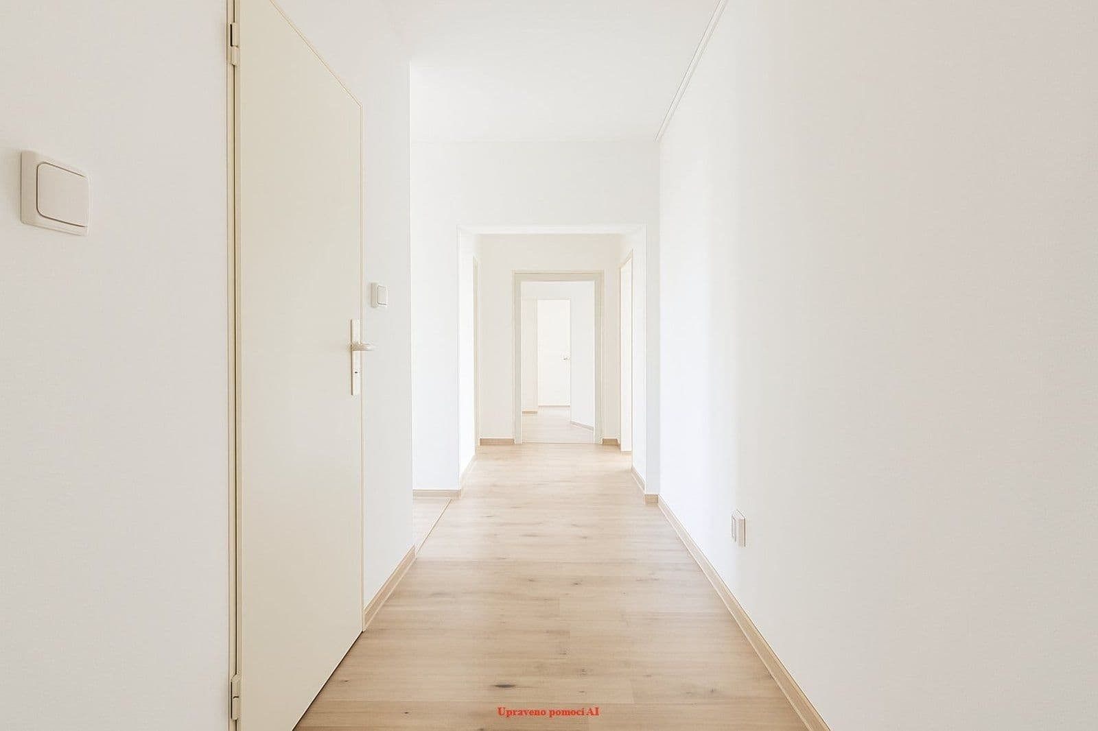 Prenájom bytu 3-izbový 75 m², Viaduktová, Český Těšín, Moravskoslezský kraj Prenájom bytu 3-izbový 75 m², Viaduktová, Český Těšín, Moravskoslezský kraj