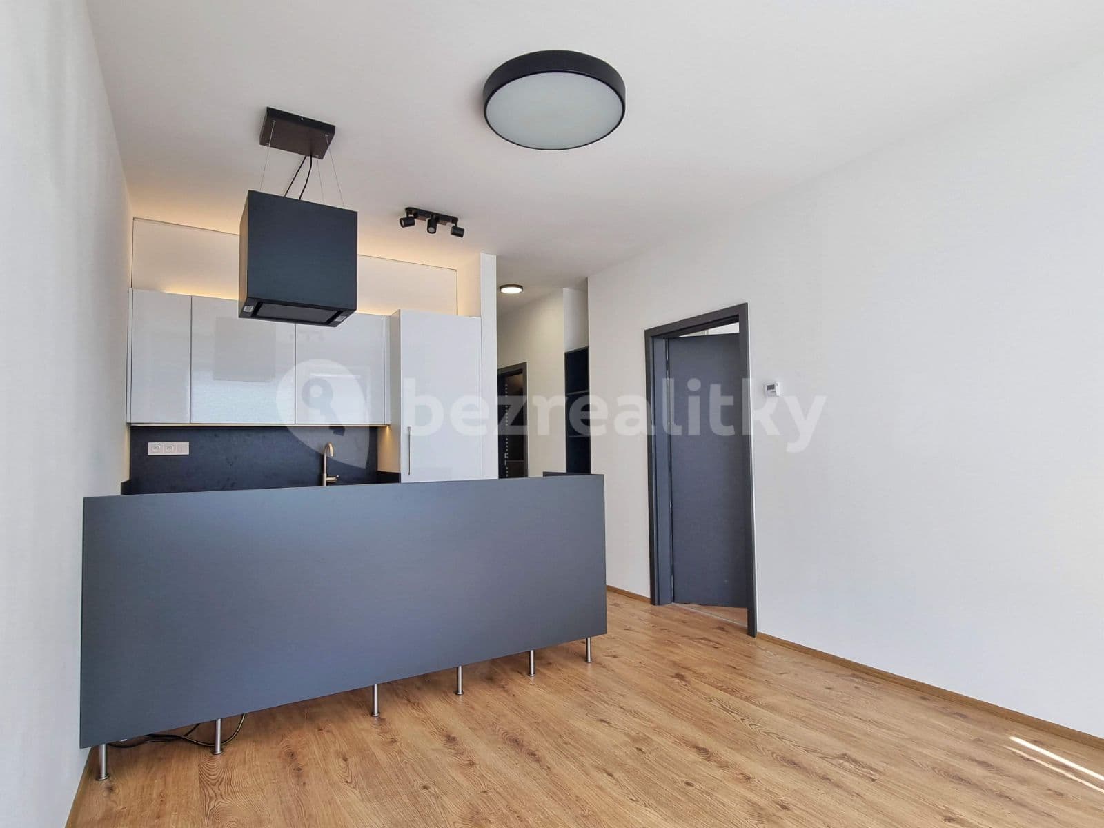 Prenájom bytu 2-izbový 44 m², Formanská, Praha, Praha Prenájom bytu 2-izbový 44 m², Formanská, Praha, Praha