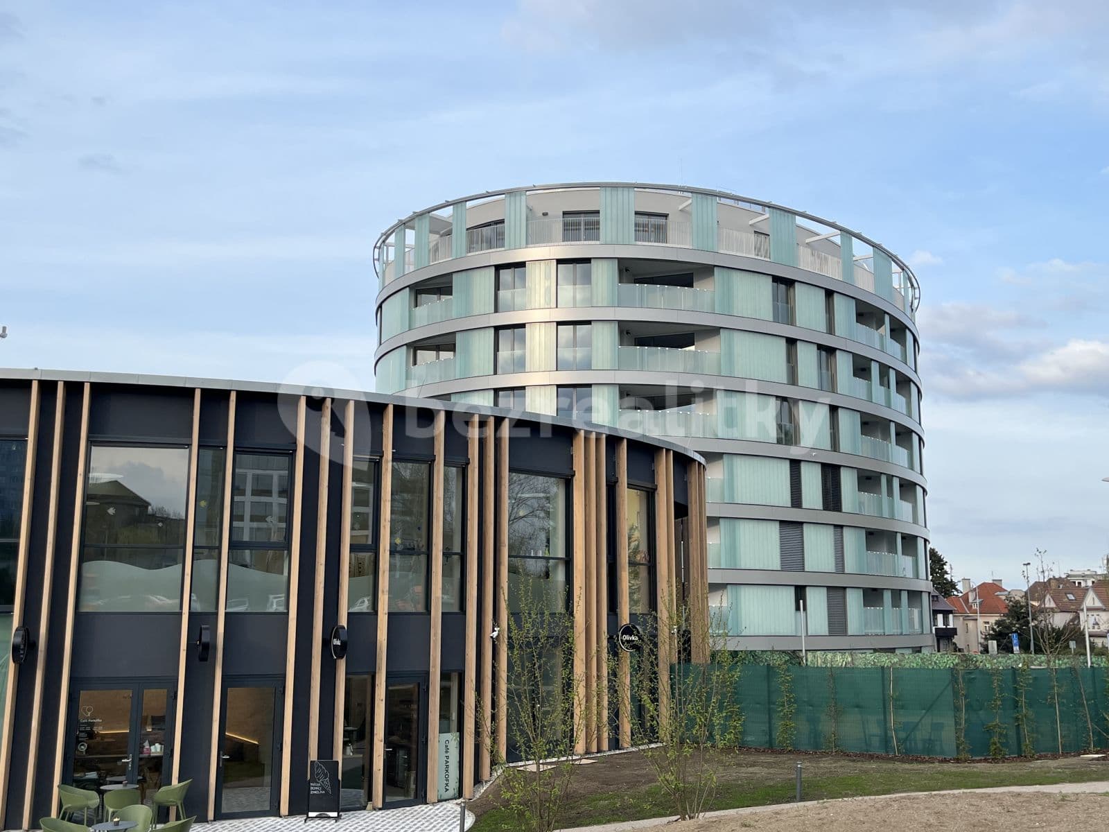 Prenájom bytu 2-izbový 55 m², Hodonínská, Praha, Praha Prenájom bytu 2-izbový 55 m², Hodonínská, Praha, Praha