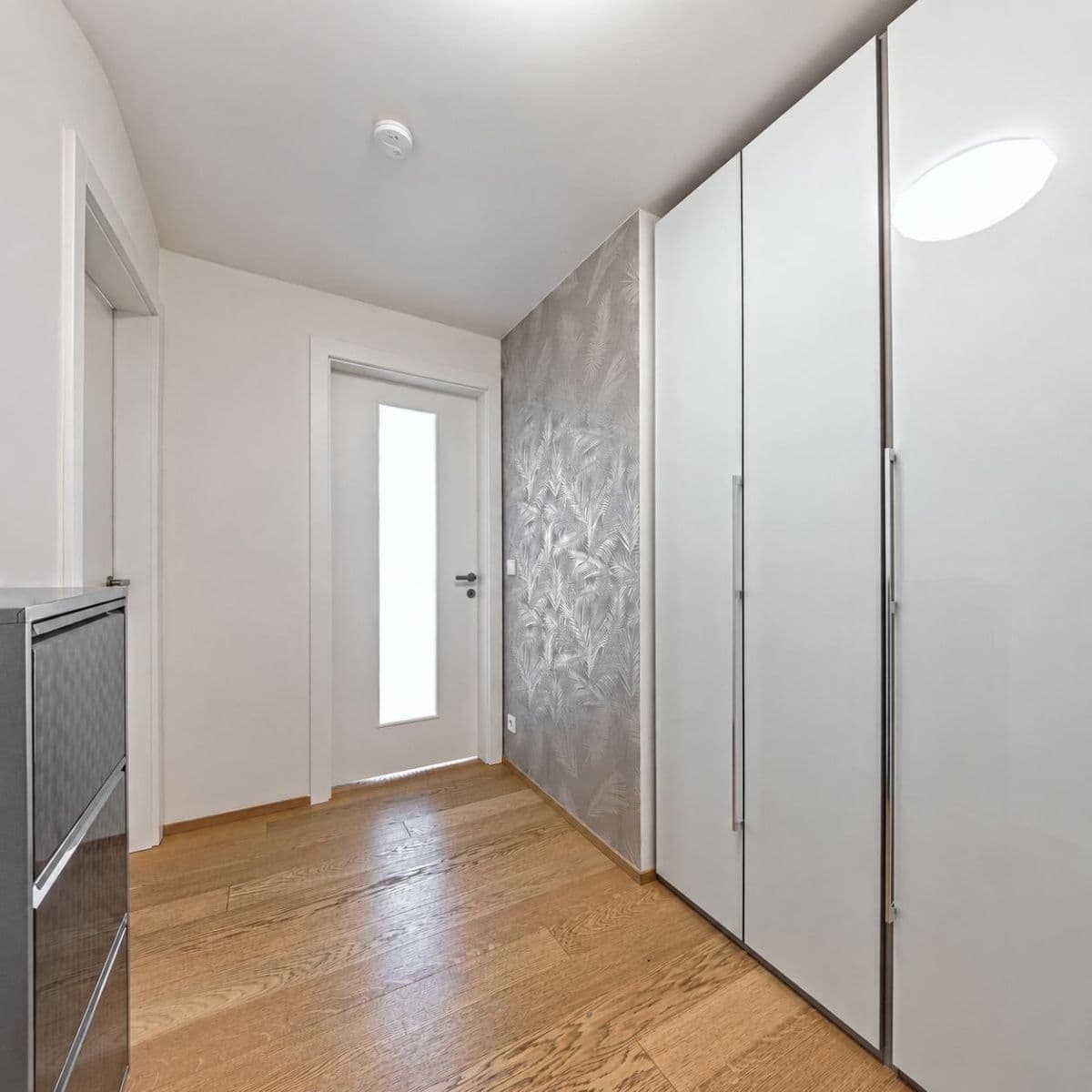 Prenájom bytu 2-izbový 55 m², Hodonínská, Praha, Praha Prenájom bytu 2-izbový 55 m², Hodonínská, Praha, Praha
