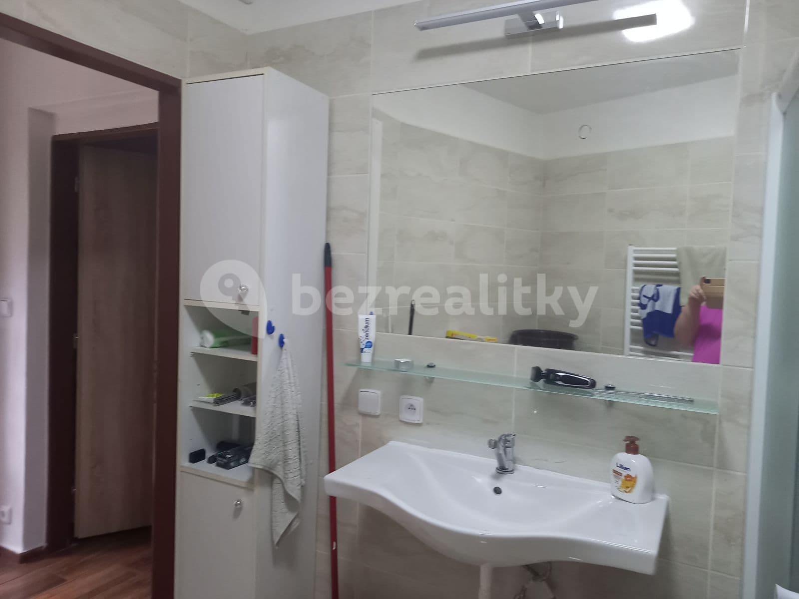 Prenájom bytu 1-izbový 38 m², Do Klecánek, Klecany, Středočeský kraj Prenájom bytu 1-izbový 38 m², Do Klecánek, Klecany, Středočeský kraj