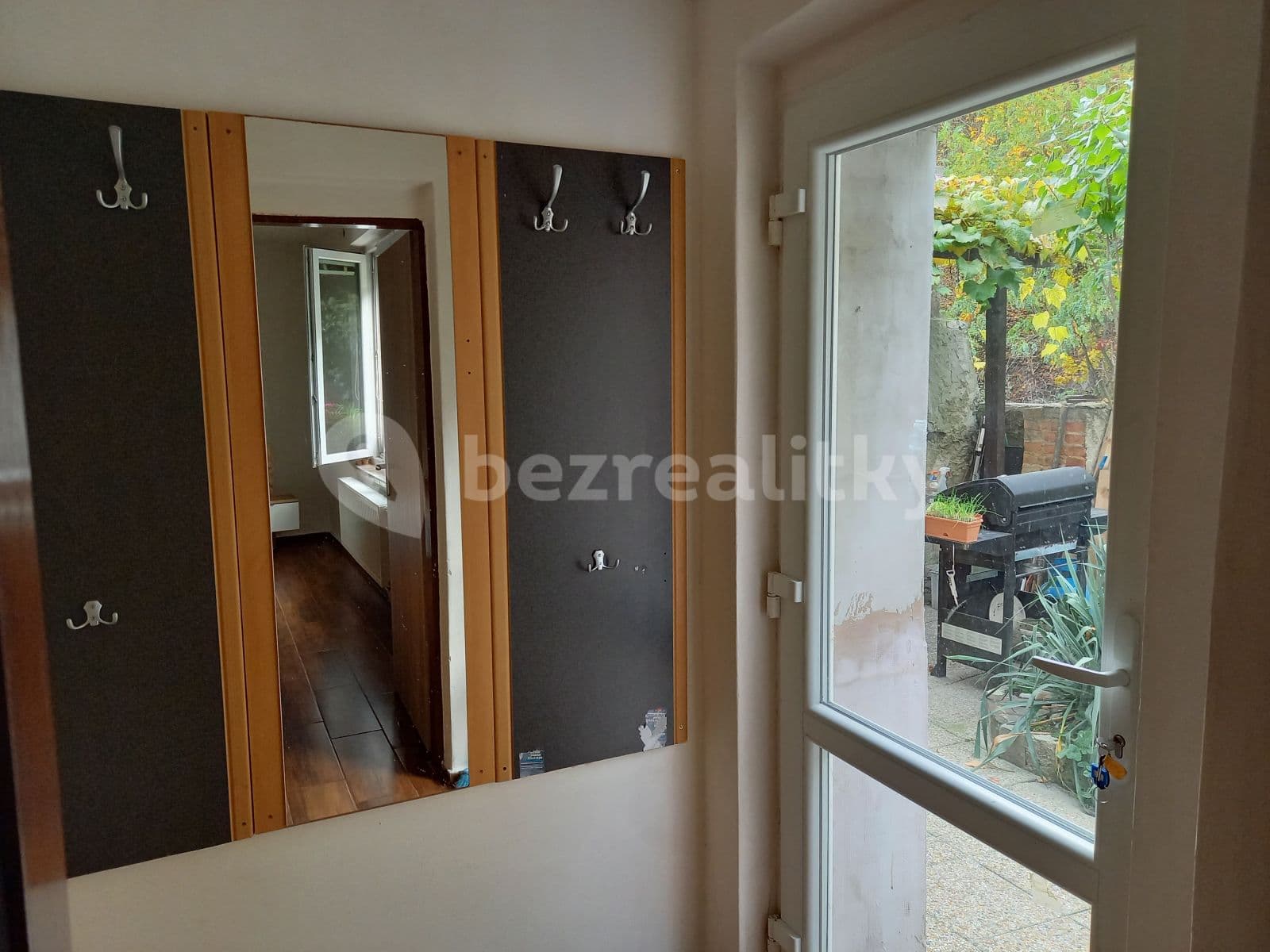 Prenájom bytu 1-izbový 38 m², Do Klecánek, Klecany, Středočeský kraj Prenájom bytu 1-izbový 38 m², Do Klecánek, Klecany, Středočeský kraj