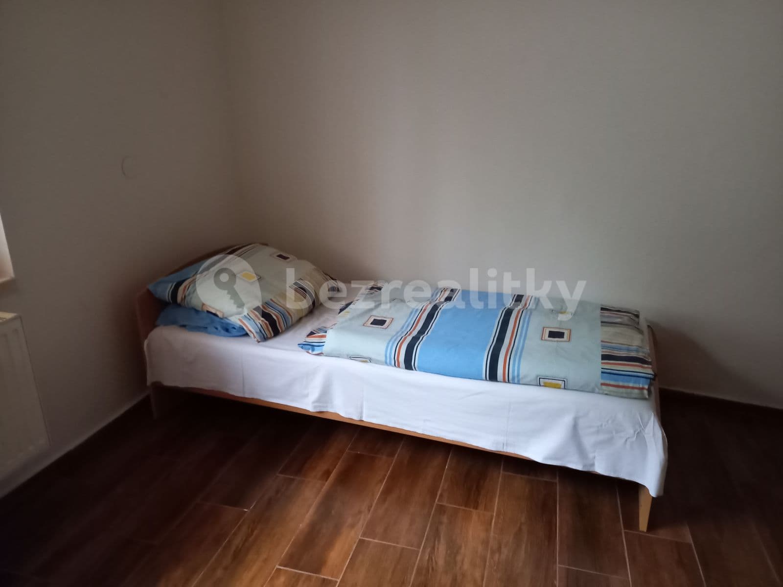 Prenájom bytu 1-izbový 38 m², Do Klecánek, Klecany, Středočeský kraj Prenájom bytu 1-izbový 38 m², Do Klecánek, Klecany, Středočeský kraj